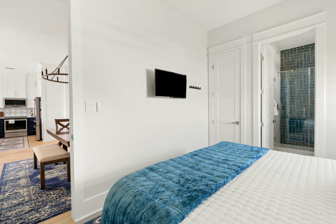 Second king bedroom opens to its own bath