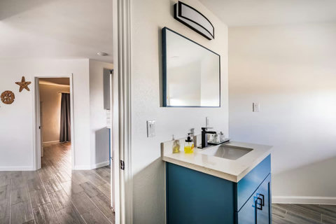 Bath vanity by the hallway