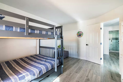 Bunk bed by the bath