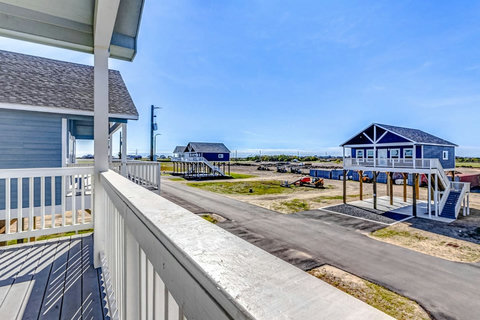 Deck view across the neighborhood