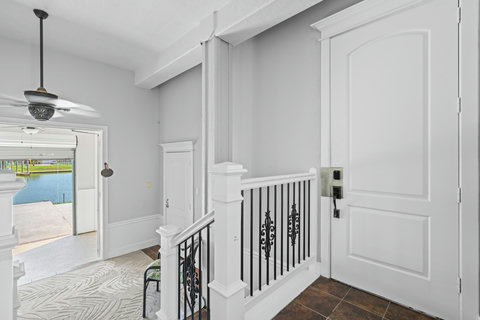 Ground-floor entry