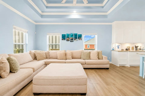 Sectional with the kitchen just beyond
