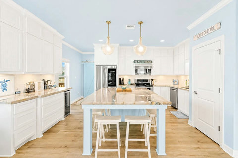 Kitchen island with seating for four