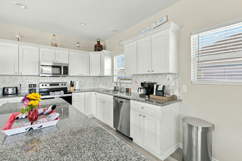 Full kitchen stocked for family meals