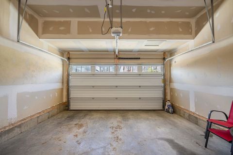2 Car Garage