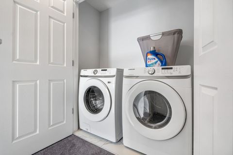 Laundry Washer & Dryer