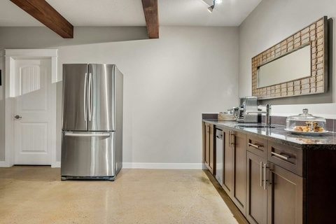 Kitchenette