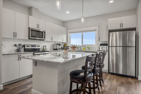 Kitchen Dining  Island