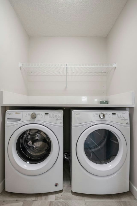 Ample, state of the art laundry room. Complimentary dishwasher pods and dryer sheets provided.