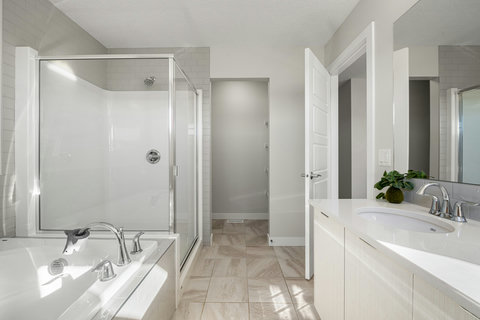 Full bathroom luxury, his and hers sinks. Full size bathtub with bidet toilet. Complimentary shampoo, condition and body wash.