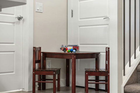 Cute & cozy kids corner