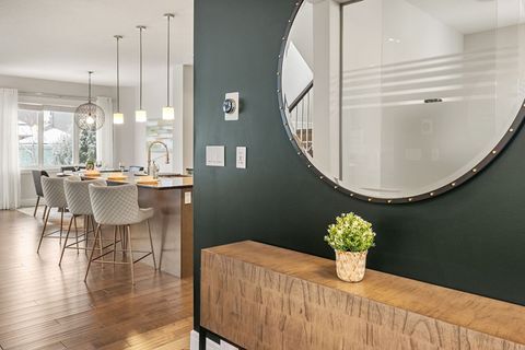 Open, Modern & Cozy Living Space