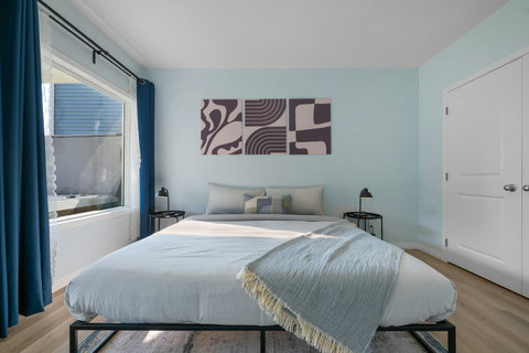 King Bed #4 with 58" Smart TV