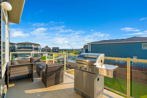 5 Burner BBQ with Furniture