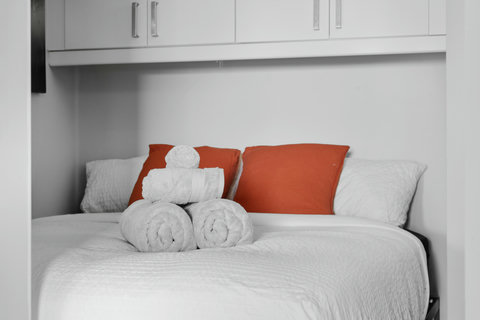 Queen Bedroom