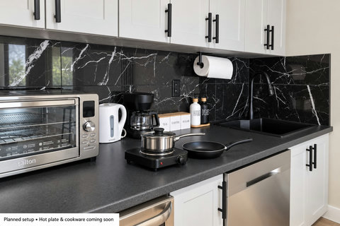 Planned Kitchenette With Hot Plate-7