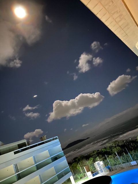Que tal essa vista a noite?