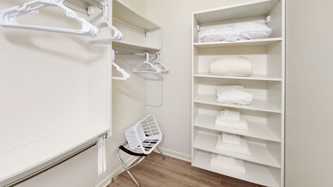 Master Bedroom Closet