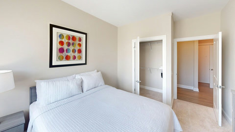 2nd bedroom with queen bed. 