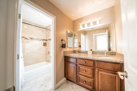 Bathroom 3 (w/ bathtub)