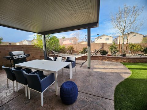 Patio dining w/ a grill