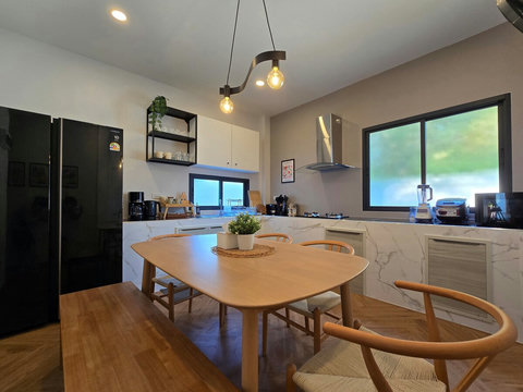 Clean Equipped Kitchen