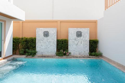 Beautiful pool w/ waterfall. Clean and maintain 2x a week.
