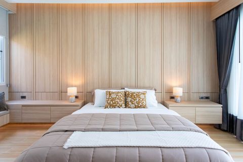 King size bed (in every bedroom)