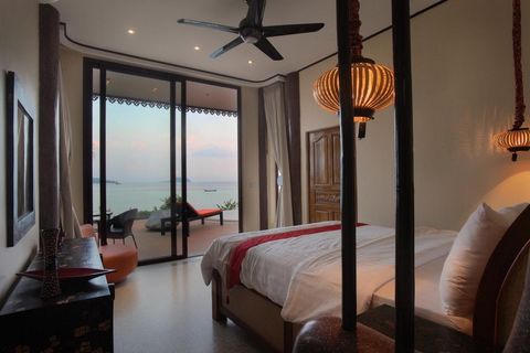 Bedroom Double Bed, Center of Villa