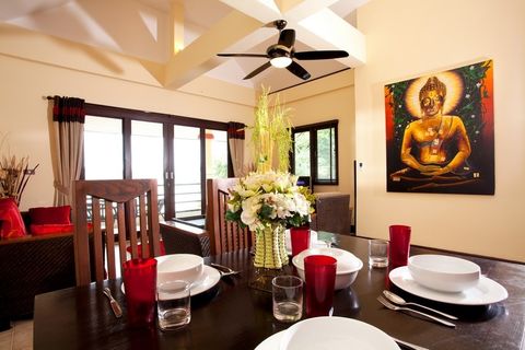 Dining Table 6 persons