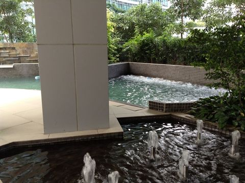 Relax in the jacuzzi