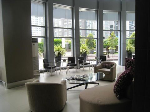 Lobby area with free WIFI