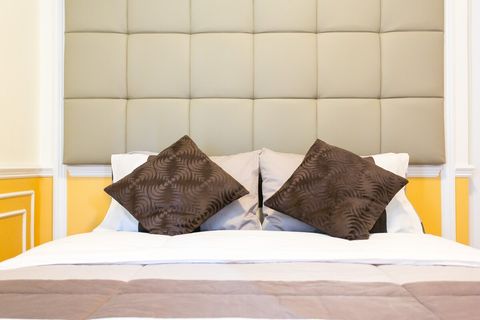 Queen size bed with posturepedic mattress