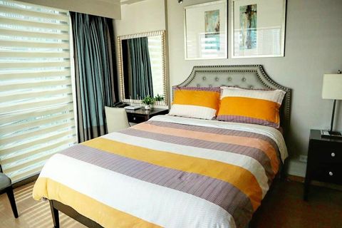 Dressing table, blinds and black out curtains