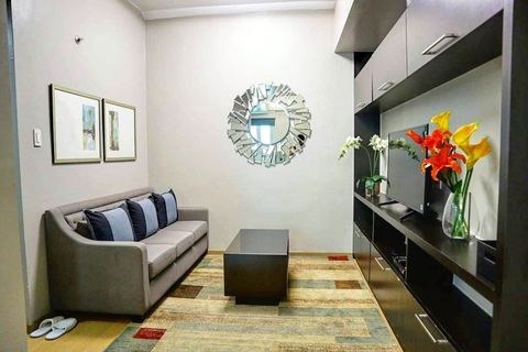 SMART TV with cable and Netflix