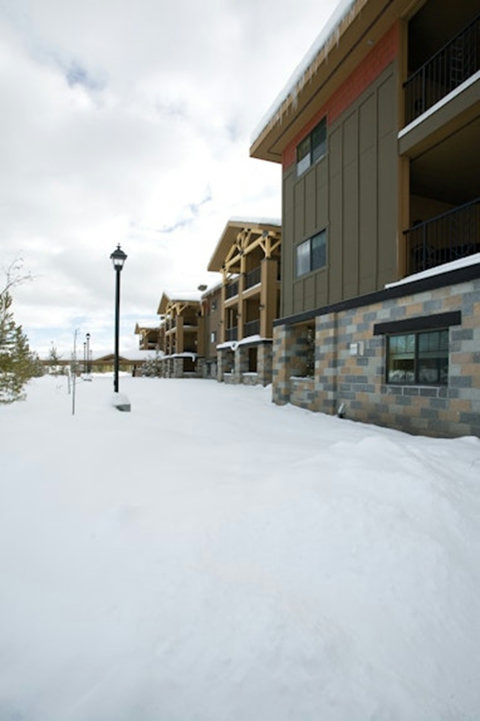 6jkYpEzIk2AarrGOx3Egg_West_20Yellowstone_20WBW_20EX_20004.jpg