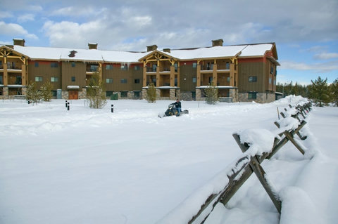 n9wzmeTsECKtrNajkw89w_West_20Yellowstone_20WBW_20EX_20010.jpg