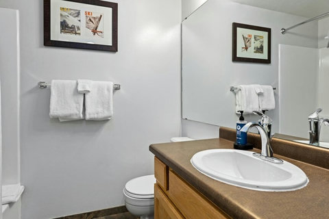 wolf-creek-wbw-1br-compact-in-004