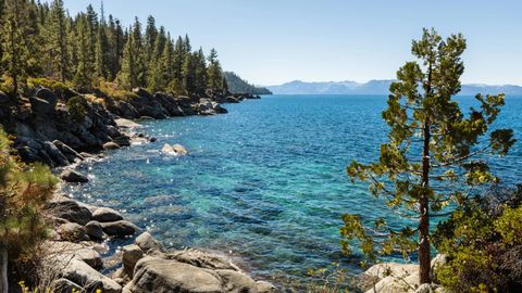 Nearby Attraction Chimney Beach