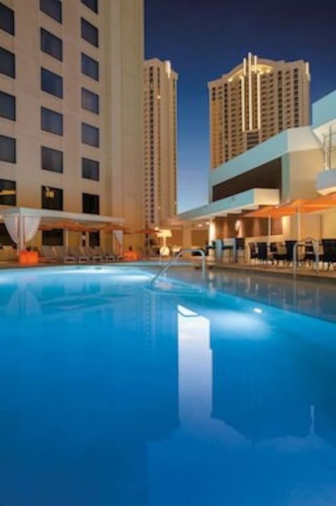 Level 5 Outdoor Pool