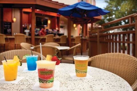 Grande Cove Restaurant & Mist Pool Bar - Cocktails