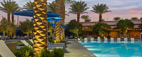 005-desert-blue-cw-gallery-amenity-rv