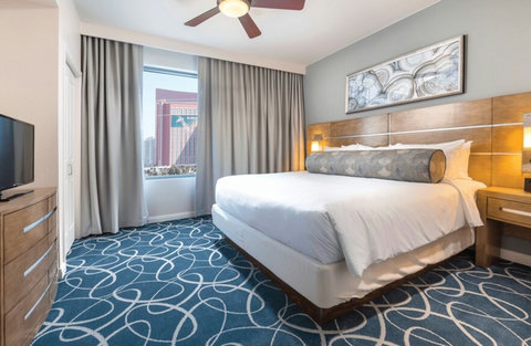 cw-desert-blue-studio-bedroom-1