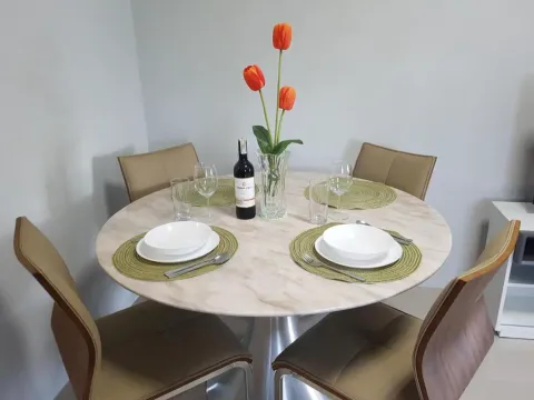 Dinning table