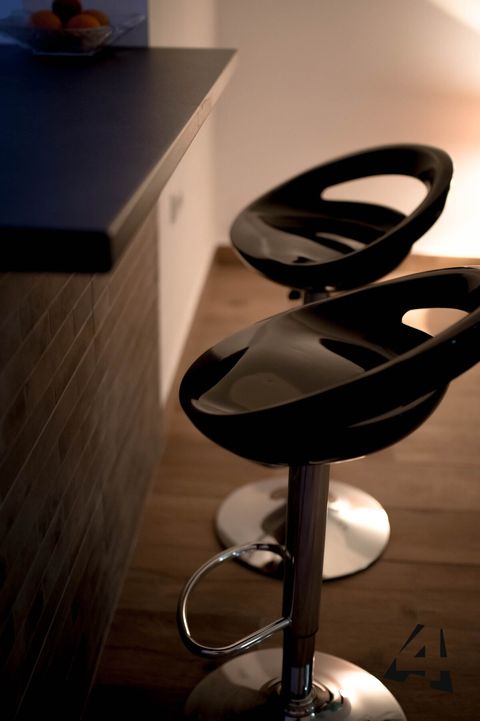 Bar chair in A4