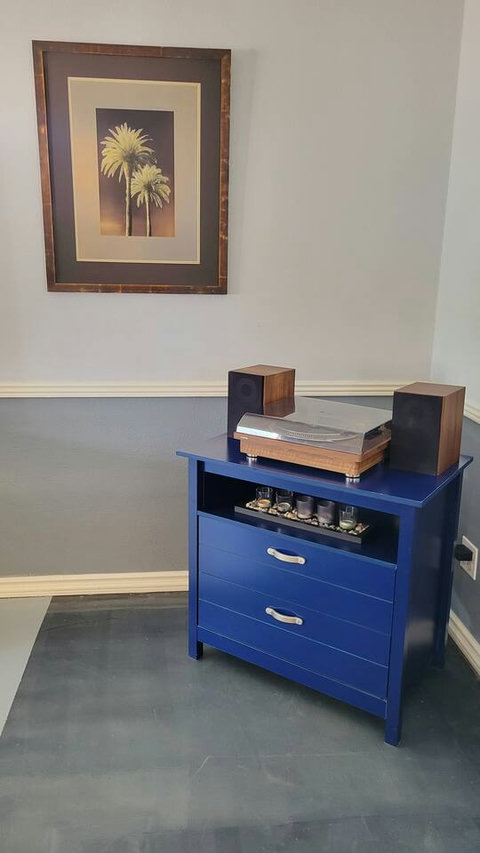 Bluetooth record player, board games and reading material within.