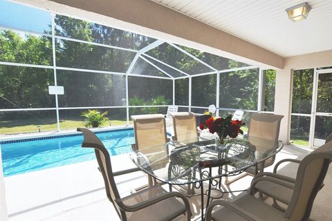 Enjoy dining in the shade of the Lanai, with pool behind you & NO neighbours!