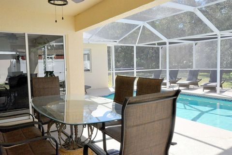 Enjoy dining out on the Lanai, overlooking the pool. Photo January 2023.