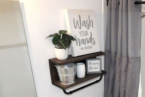 You'll love staying here! No, seriously!