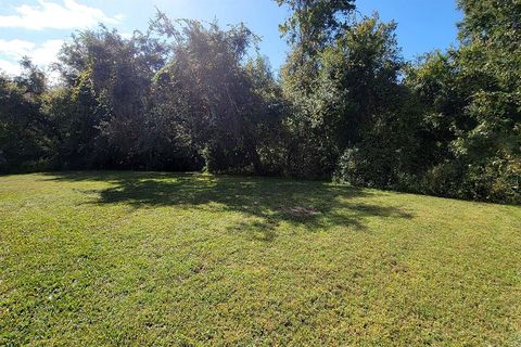 Your yard overlooks a natural conservation area